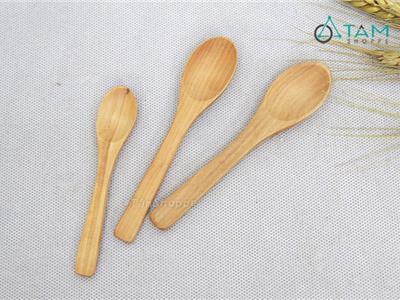 Muỗng gỗ trang trí màu tự nhiên W-MG-22